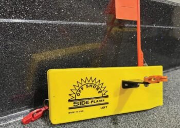 THE OR12TFEK TATTLE FLAG